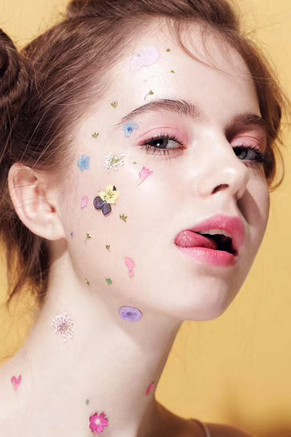 SONYA BUCHIK. Trends Health MAGAZINE